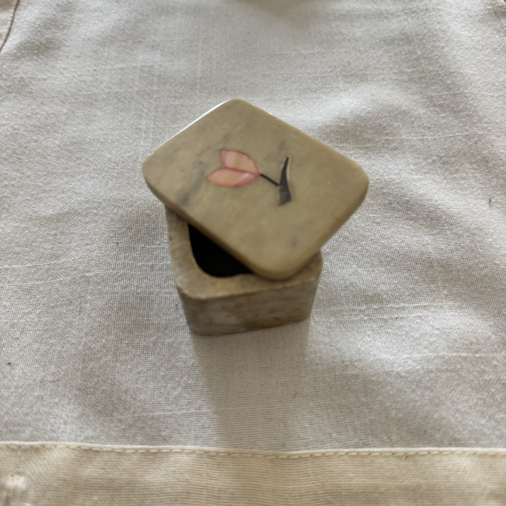 Mini FETCO India Soapstone Inlay Trinket Box Incense Burner Stone Box Floral Lid